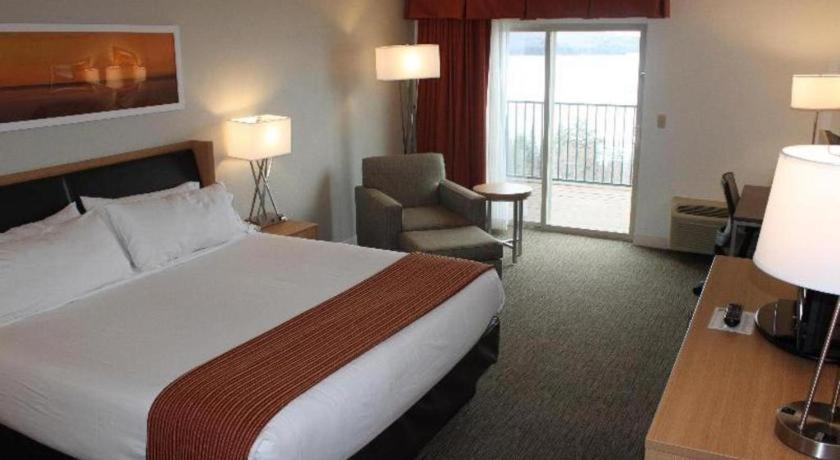 Holiday Inn Express Munising-Lakeview Hotel By Ihg Exteriér fotografie